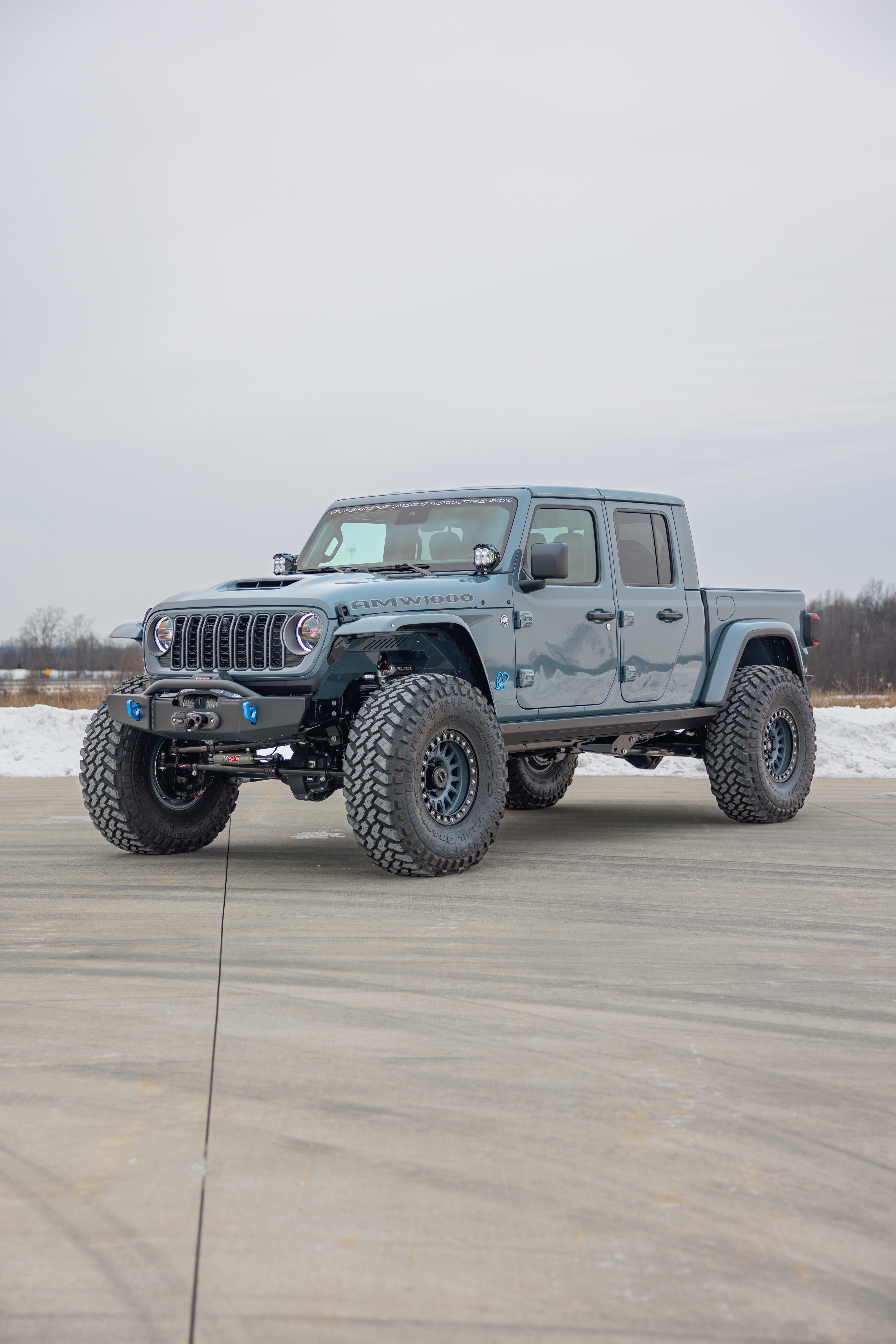 2025 Jeep Gladiator - HELLEPHANT | AMW 1000