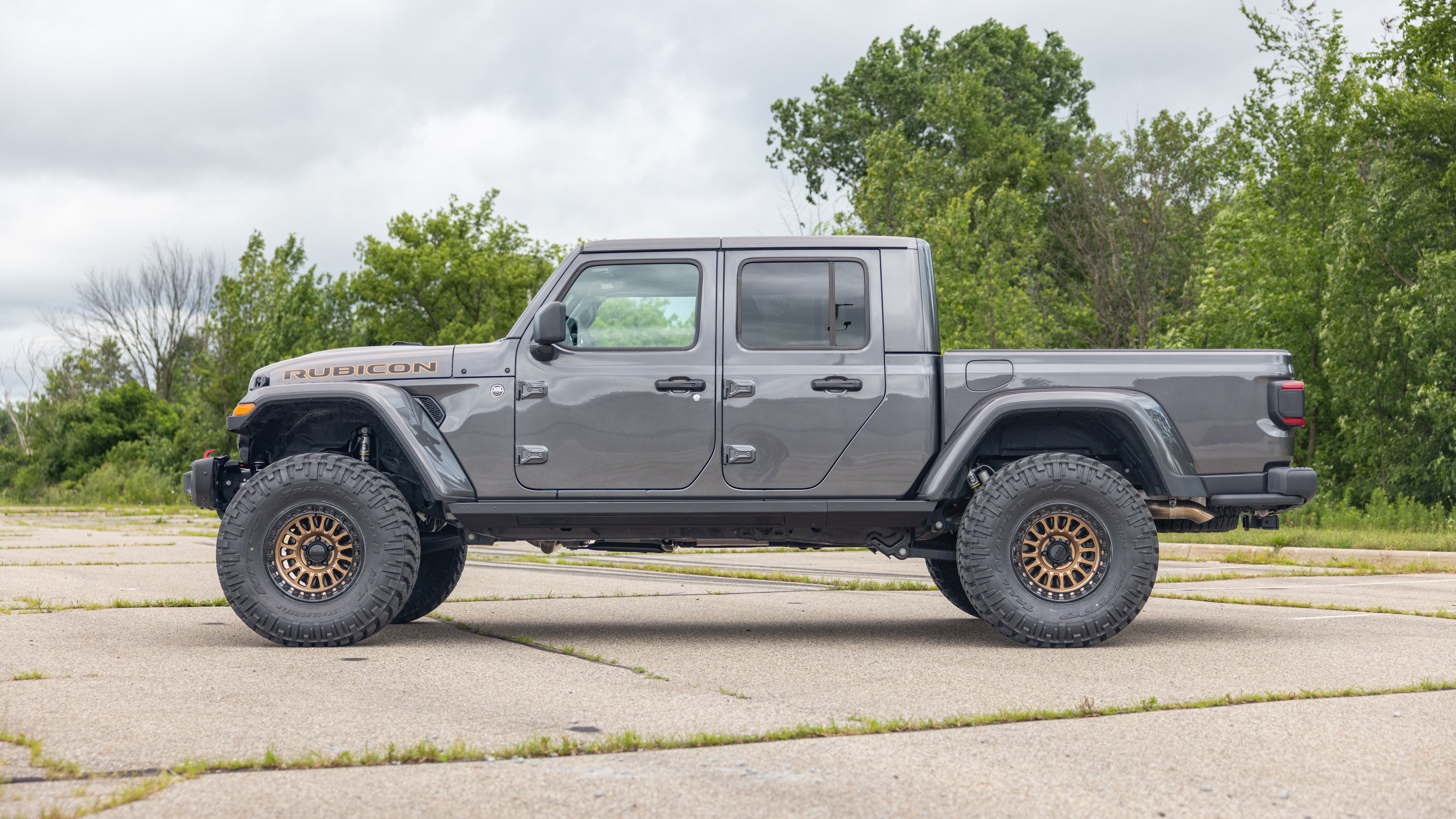 2025 AMW 425 | Adventure Series