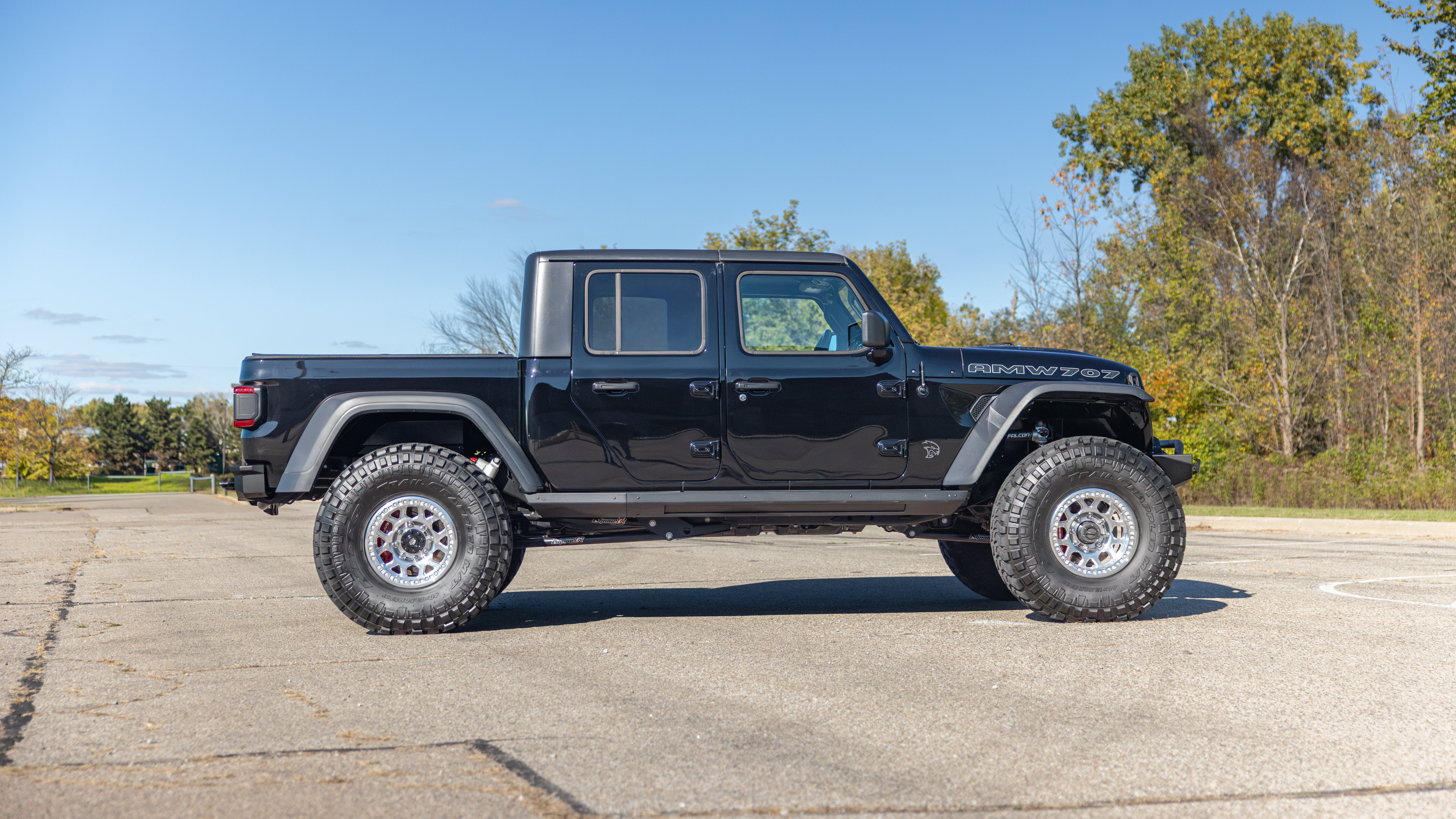 2023 AMW 707 | HELLCAT Gladiator