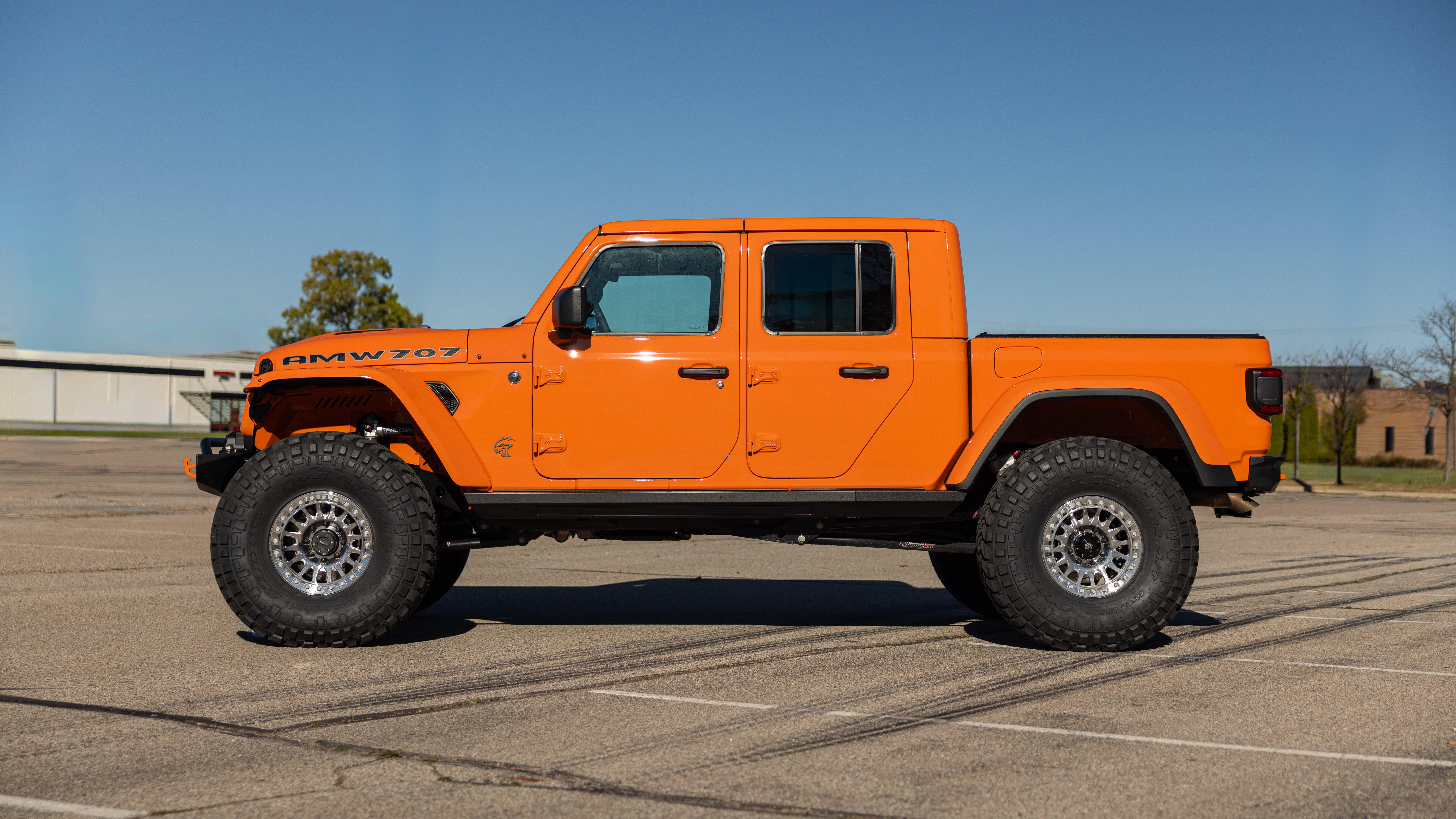 2025 AMW 707 | HELLCAT Gladiator