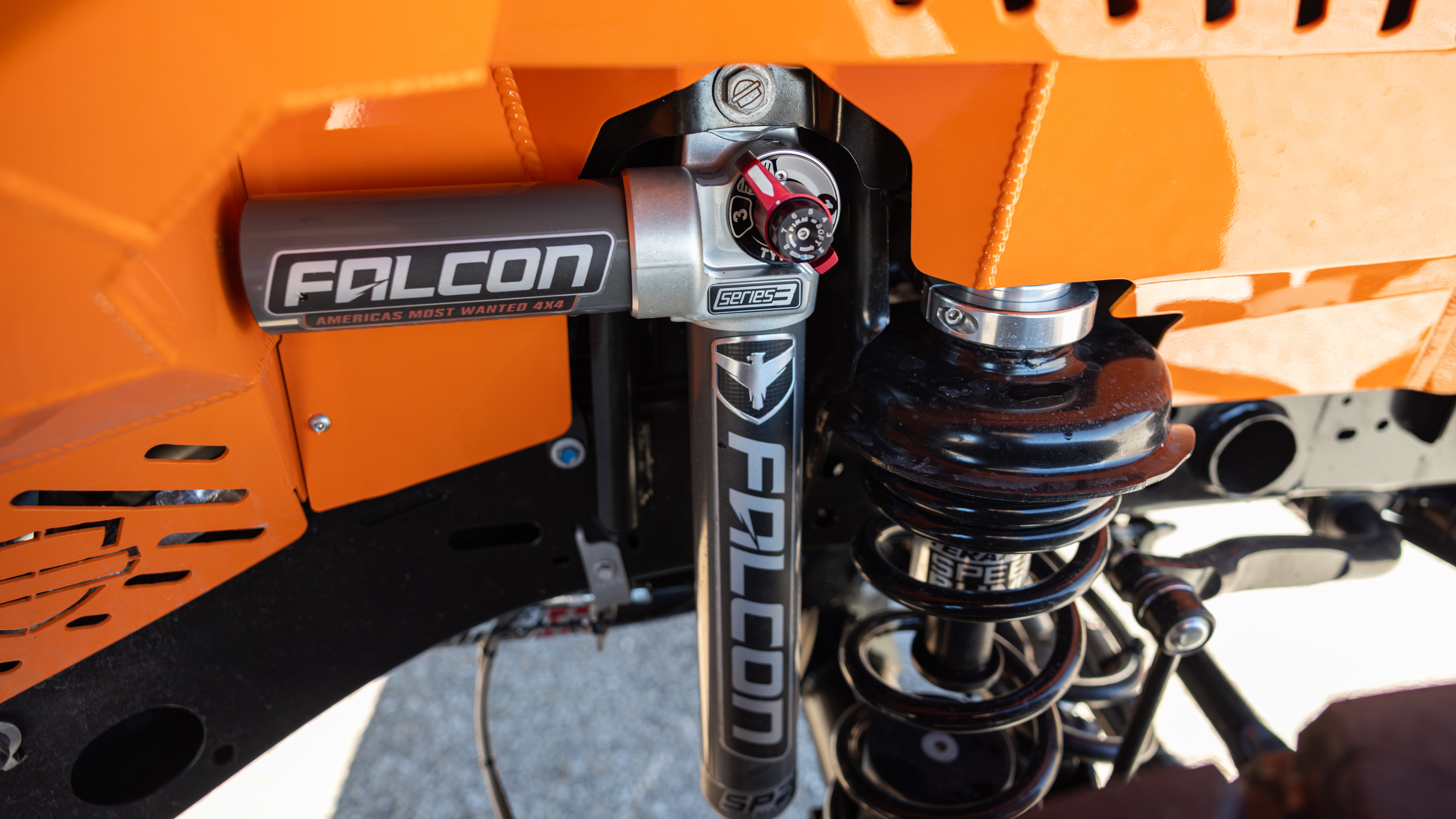 2025 AMW 707 | HELLCAT Gladiator