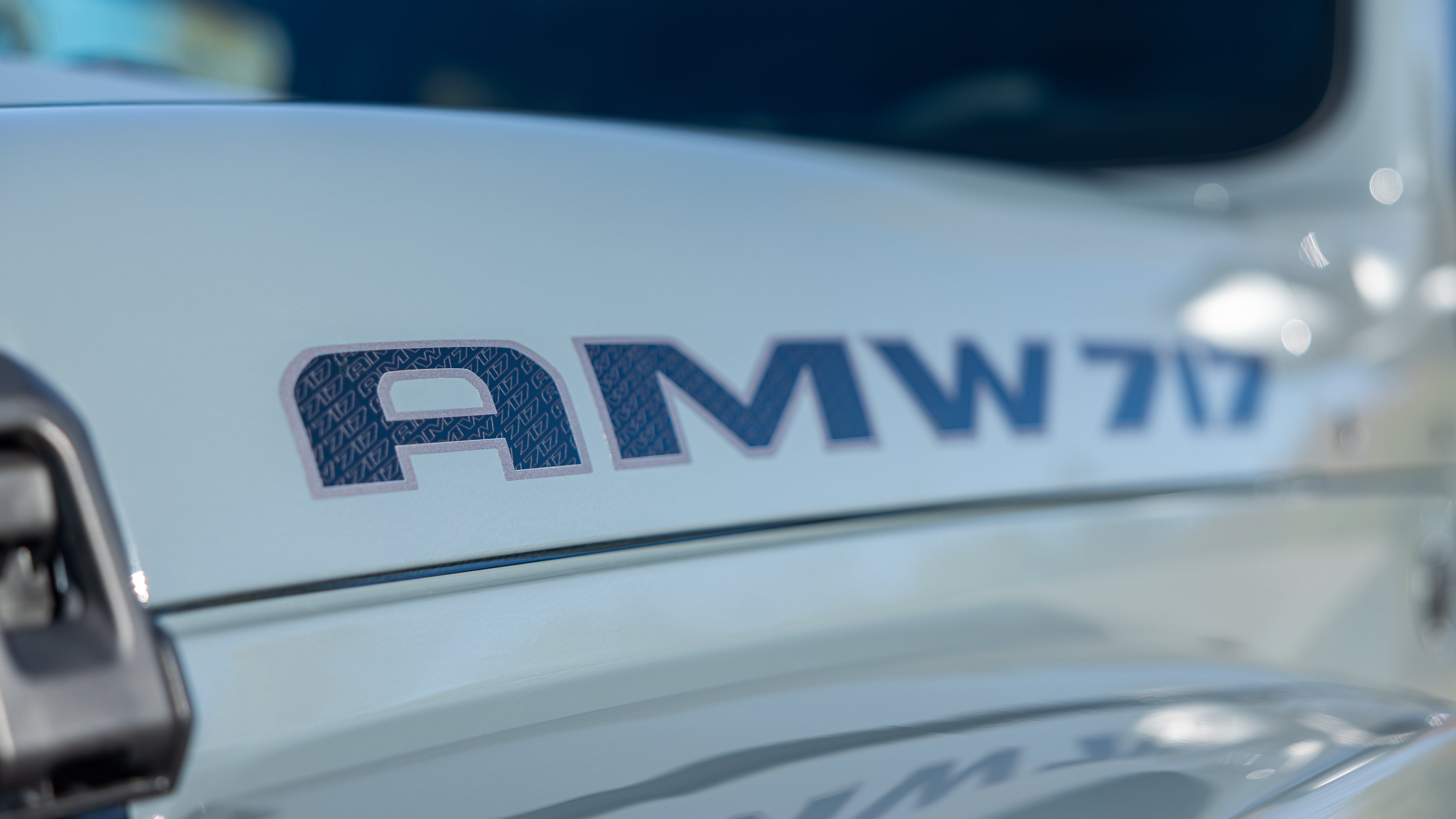 2025 AMW 717 | Adventure Series