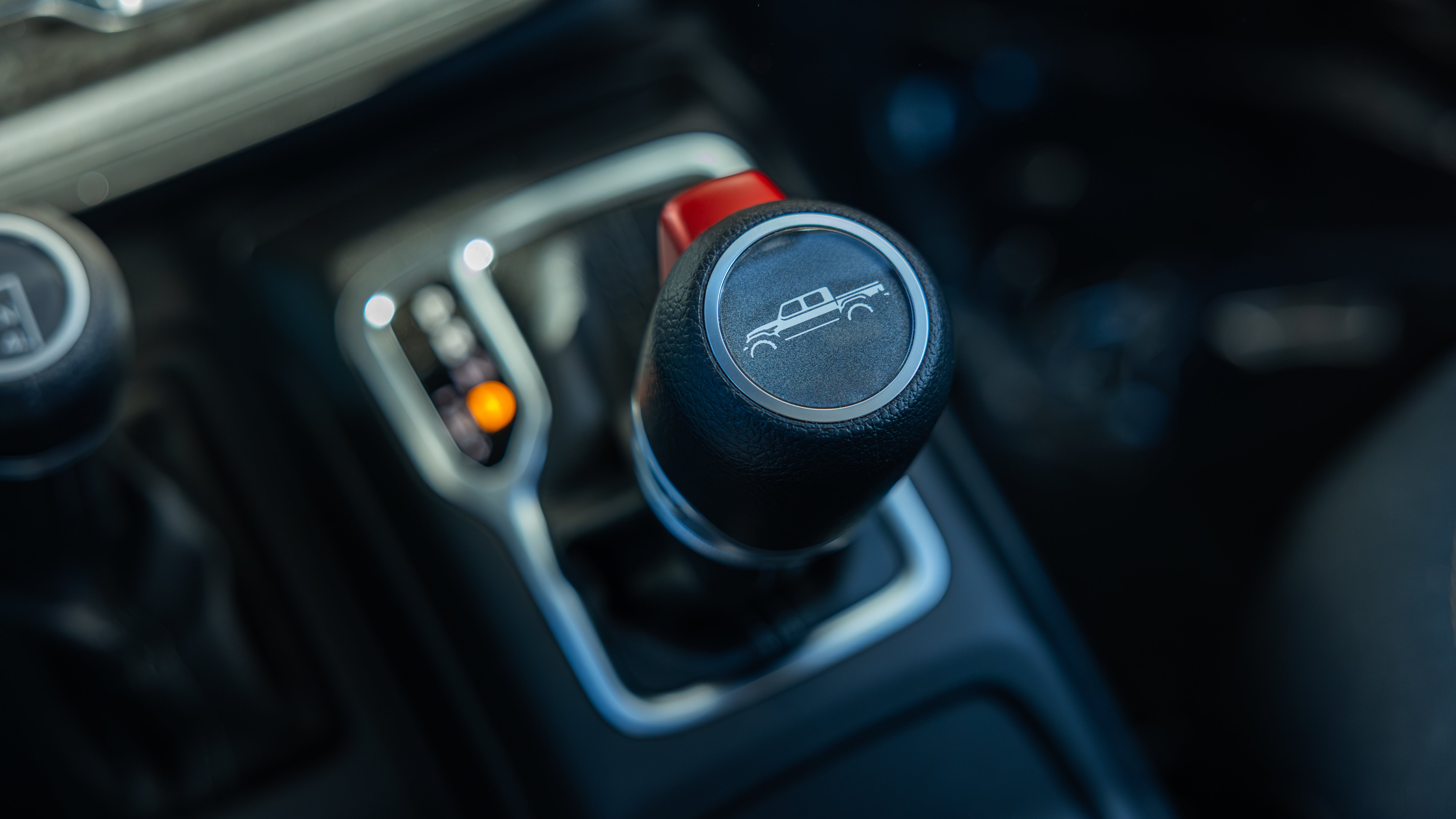 2025 AMW 717 | Adventure Series