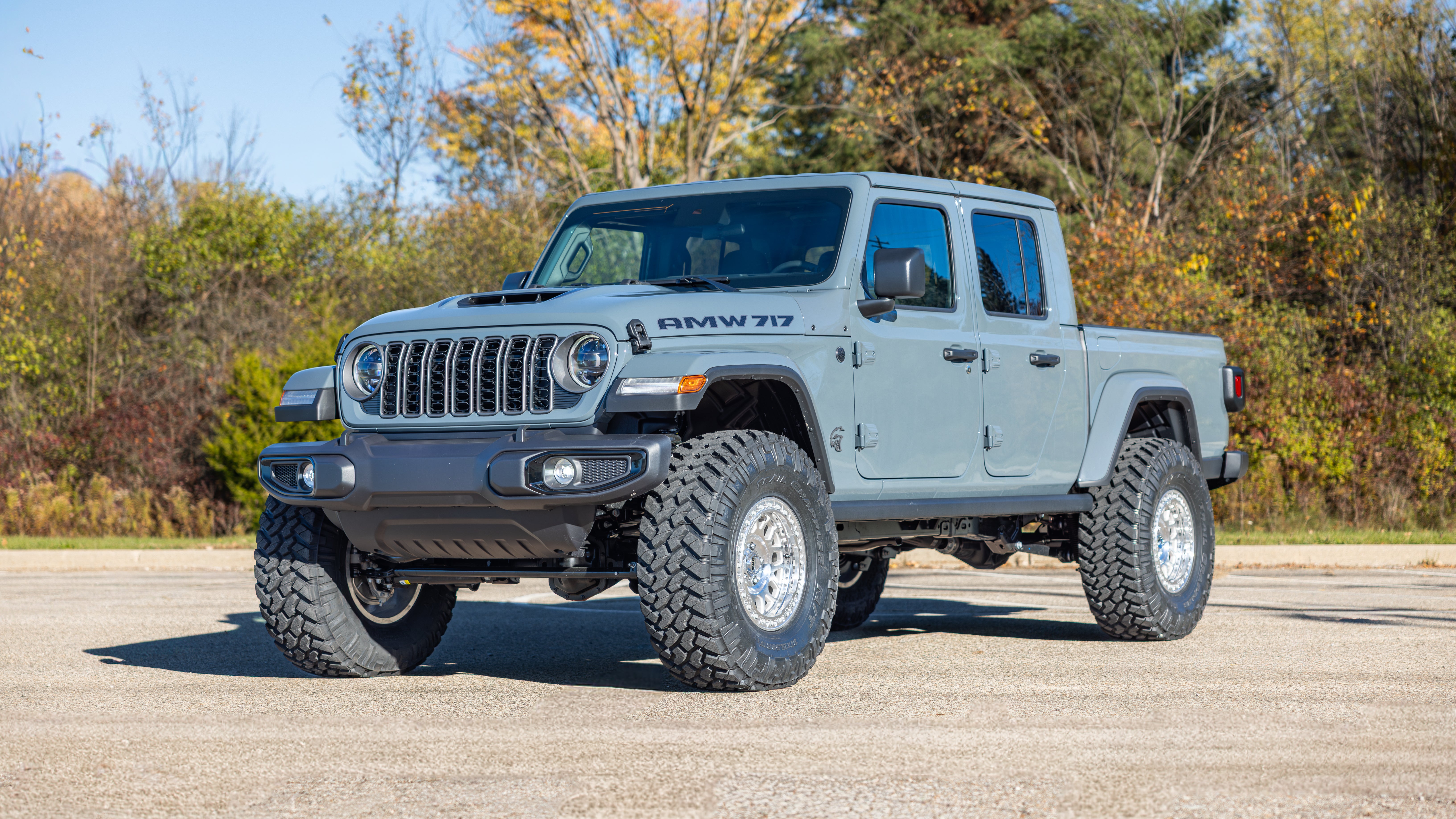 2025 AMW 717 | Adventure Series