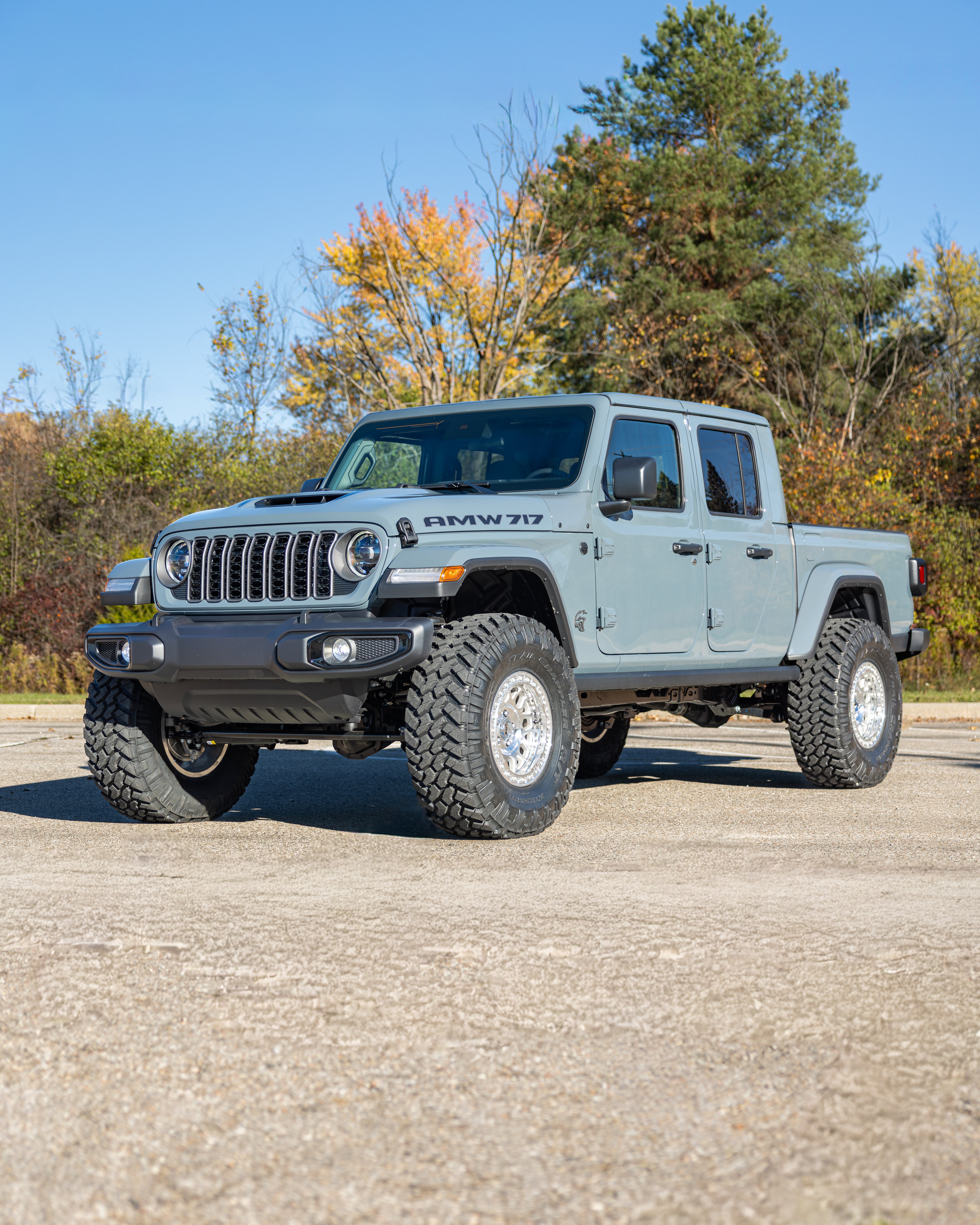 2025 AMW 717 | Adventure Series