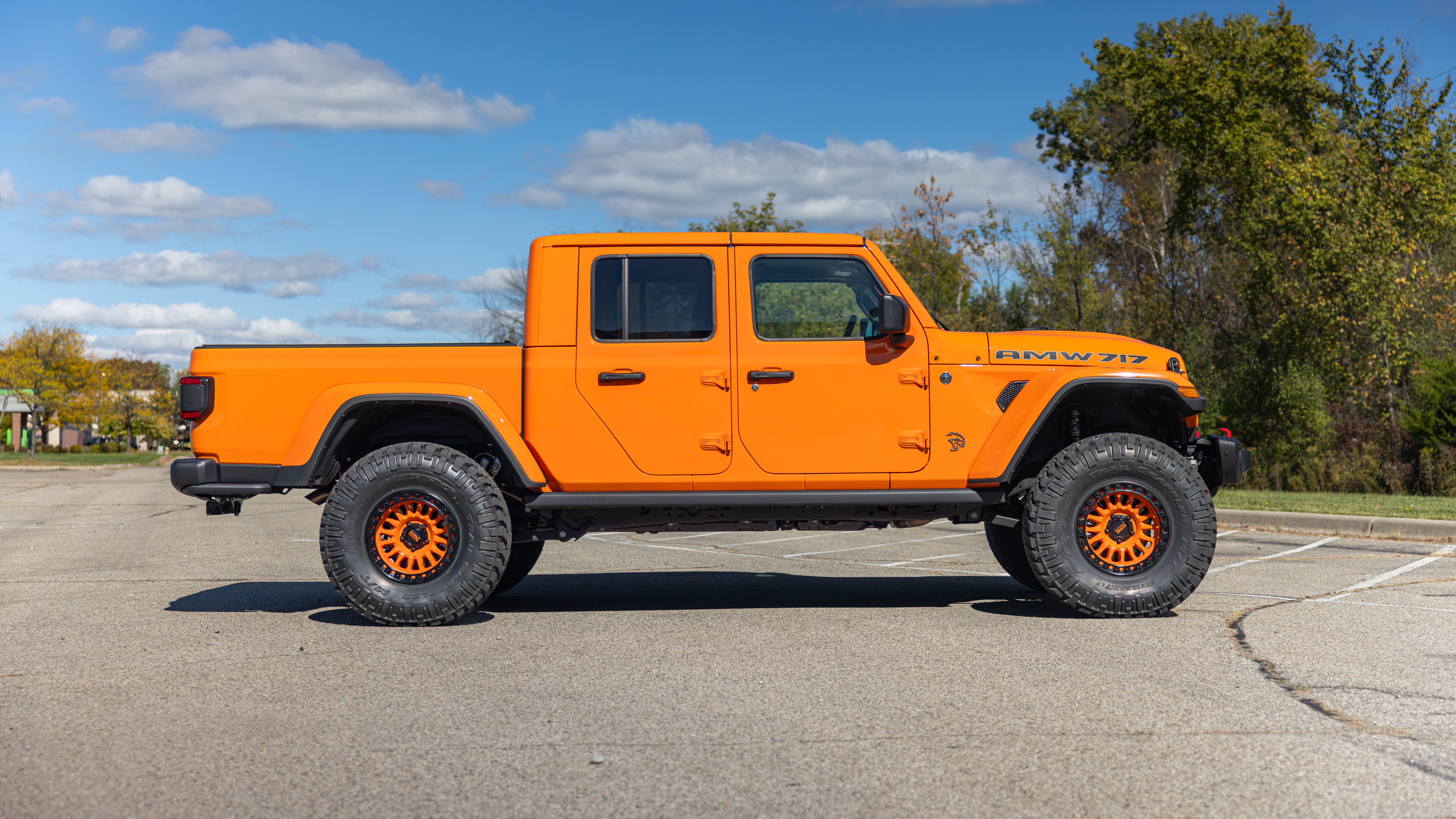 2025 AMW 717 | Adventure Series