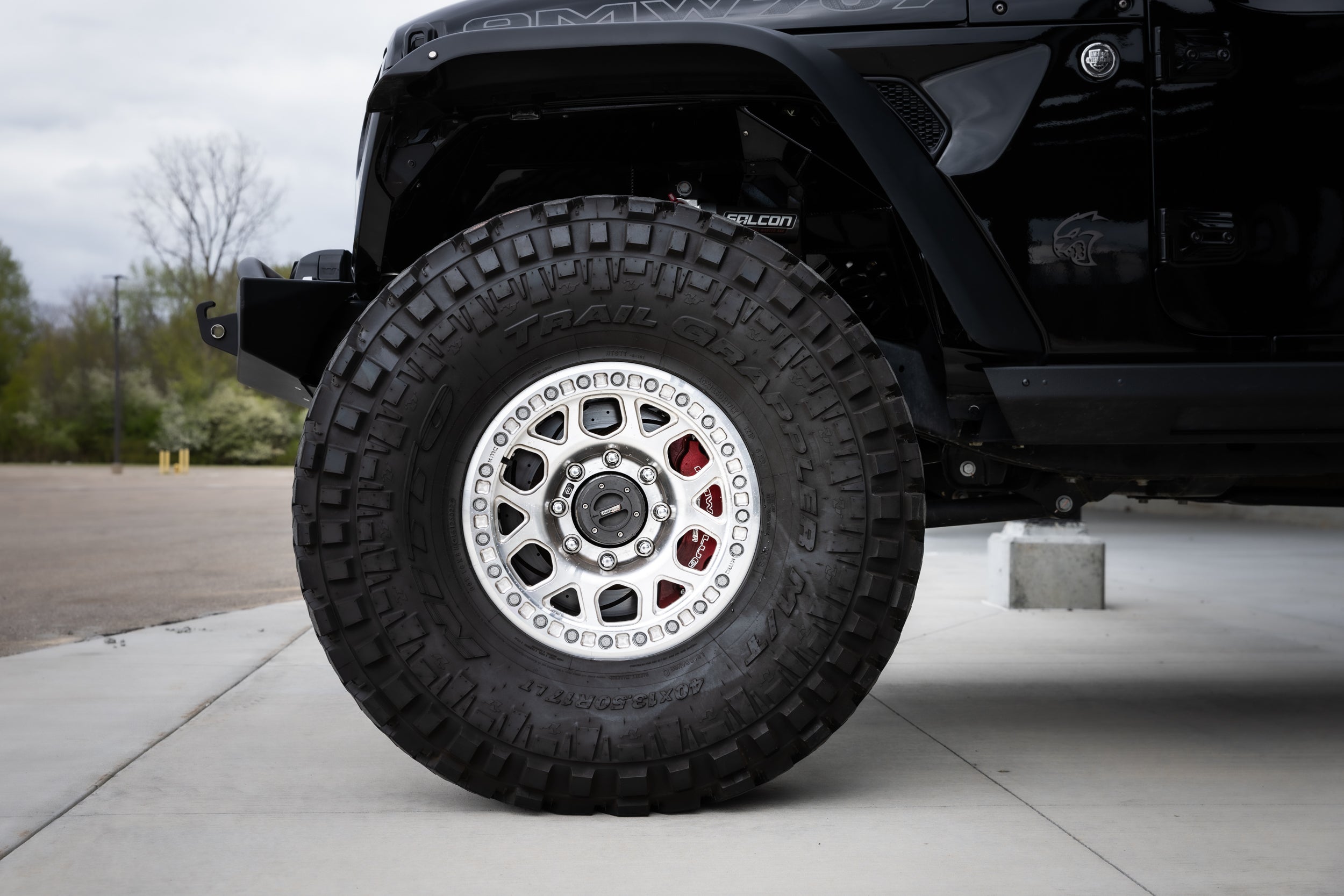 AMW 707 | HELLCAT Gladiator