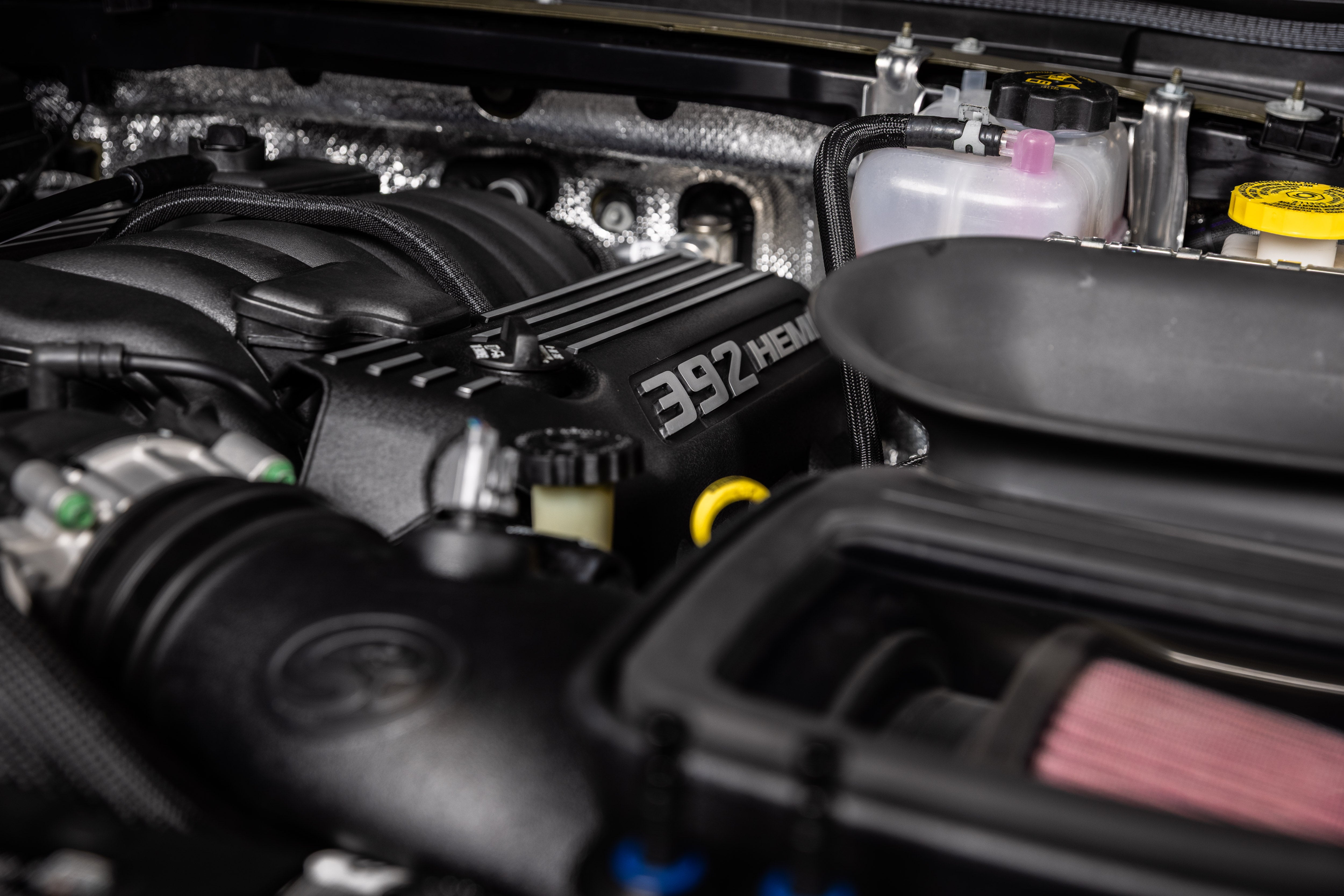 AMW 392 | HEMI Gladiator