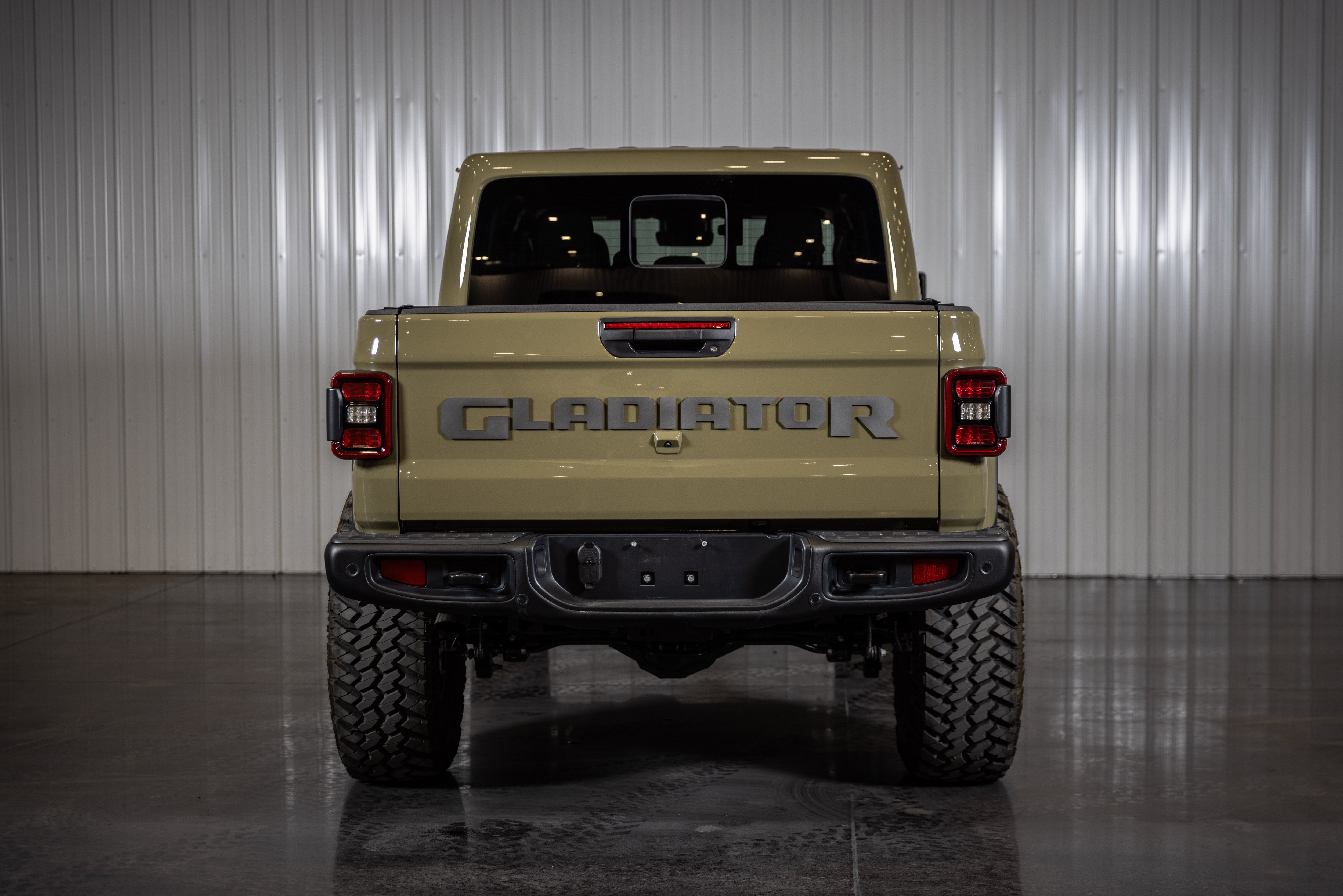 AMW 392 | HEMI Gladiator